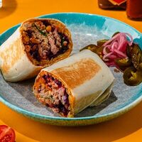 Биг буррито с чили кон карне в BroS BurritoS