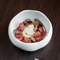 Вителло Тонато в The burger lab
