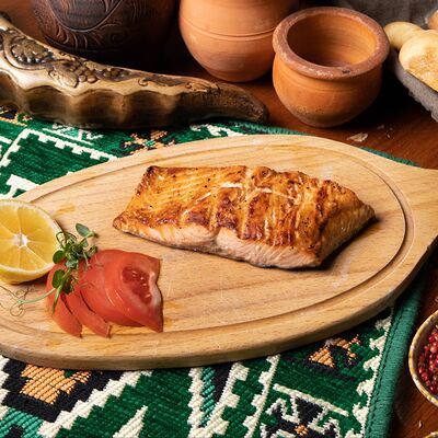 Стейк из форели на решетке в Пхали по цене 1330 ₽