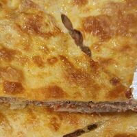 Осетинский пирог с мясом в Папа Сулугуни