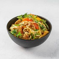 Лапша удон с курицей в сливочном соусе в Моремания Food