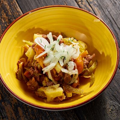 Салат Егерь в ЕрмолаевЪ Охота и Рыбалка по цене 450 ₽