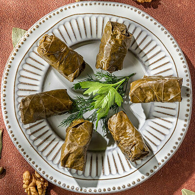 Долма из баранины в Джонджоли по цене 410 ₽
