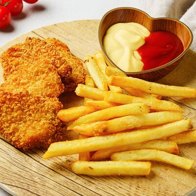 Куриные наггетсы с картофелем фри в Галата по цене 260 ₽