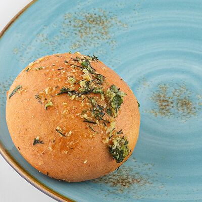 Пампушка с чесноком в Вилка Ложка по цене 33 ₽