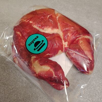 Круассан с клубникойв Латтезавр по цене 240 ₽