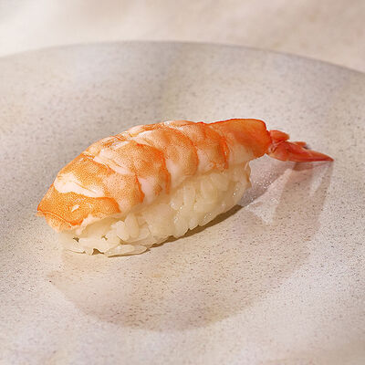 Суши с креветкой в Тануки по цене 170 ₽