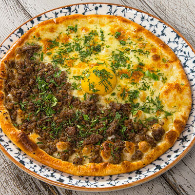 Хачапури с мясом и сыром в Курагадиван по цене 545