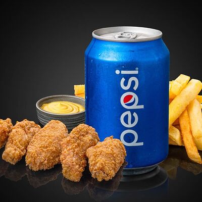 Крылышки комбо в Монако пицца по цене 675 ₽