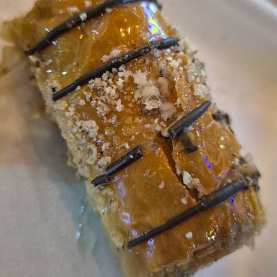 Пахлава слоеная турецкаяв Мясо на углях Армянская кухня по цене 230 ₽