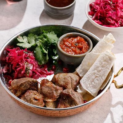 Шашлык из свинины в Асканели Georgian Bistro по цене 970 ₽