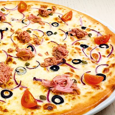 Пицца с тунцом 33 см в Il Canto по цене 1080 ₽