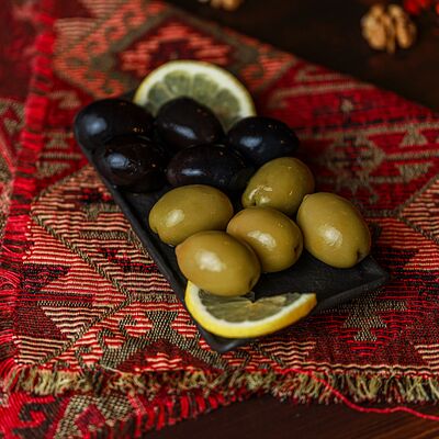 Оливки и маслины в Чито-Грито по цене 370 ₽