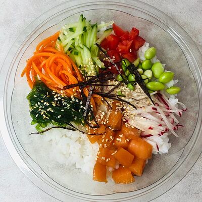 Поке с лососем в Туруми по цене 600 ₽