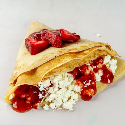 Блин с творогом и джемом в Блин!Кофе по цене 157 ₽