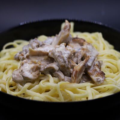 Паста с грибами и с курицейв Вкус Востока по цене 380 ₽