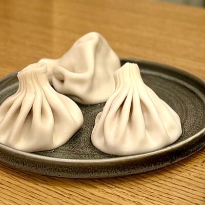 Хинкали с говядинойв Кинза и Руккола по цене 380 ₽