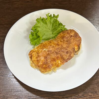 Мясо по-французски в Вкусняшка №1 по цене 392 ₽