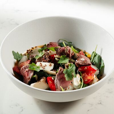 Салат Казанский в Cheeseria по цене 1090 ₽