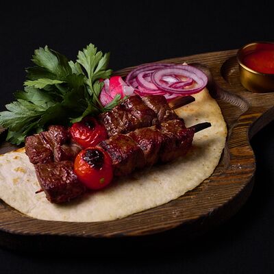 Шашлык из вырезки ягненка в Эндорфин по цене 1140 ₽