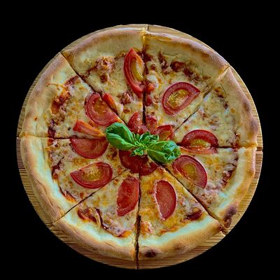 Пицца Маргарита в Family Food по цене 550 ₽