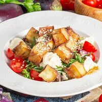 Салат с хрустящими баклажанами в Мушмула