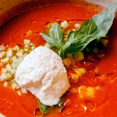 Бизнес-ланч Гаспачо со страчателлой в Goodman по цене 470