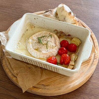 Запеченный камамбер в Импасто по цене 780 ₽