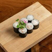 Классический ролл с креветкой в Sushi White Pro