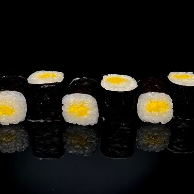 Ролл с манго в Moscow Роллы по цене 290 ₽