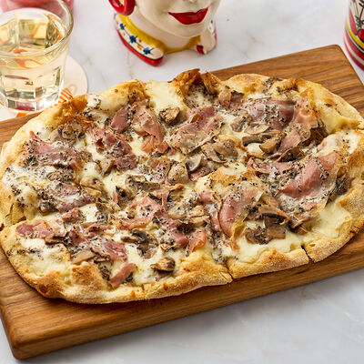 Шпек и черный трюфель piccolo в Osteria Dolce по цене 840 ₽