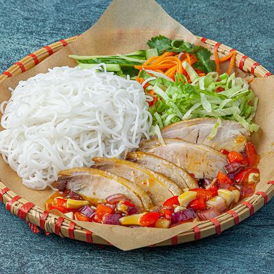 Бун вит в Viet Cook по цене 640 ₽
