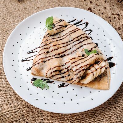 С бананом и шоколадом в Кафе-парк Теремок по цене 170 ₽