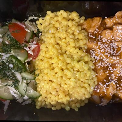 Курица терияки с макаронами в Татараш по цене 364 ₽