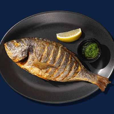 Дорадо на гриле в Рыбная мануфактура №1 по цене 1215 ₽