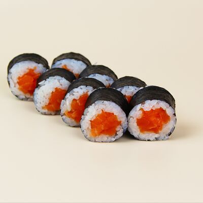 Ролл с лососем в Суши Сэгун и роллы по цене 479 ₽