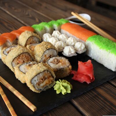 Сет Фудзияма в Суши Dом по цене 758 ₽