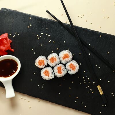 Сяке маки в Хихи хаха по цене 320 ₽