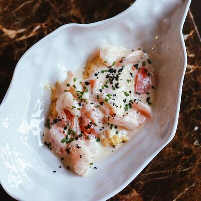 Скрэмбл с креветками и соусом Морне в Пинки Бандински по цене 29 р.