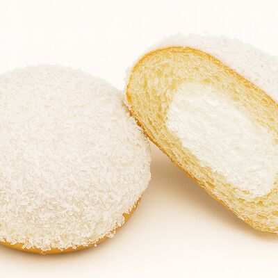 Нежный пончик с кокосовым кремом в Пончикоф по цене 169 ₽