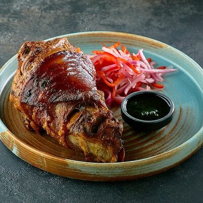 Свиная рулька с аджикой по-грузински в Двор Помидор по цене 1150