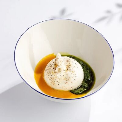 Буррата с манго и домашним песто в Vinch по цене 1190 ₽