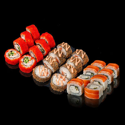 Сет Сакура в Sushi Maximum по цене 2050 ₽