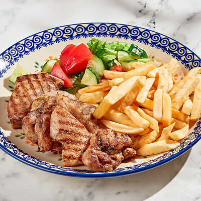 Свиной шашлык с картошкой фри в Теплые края-уголок Италии по цене 750 ₽