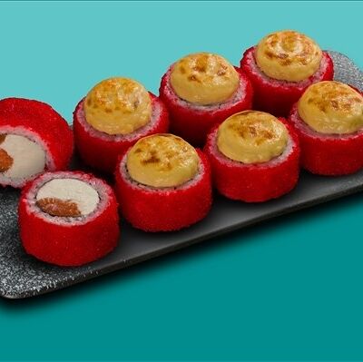 Запеченный с лососем в О! Суши по цене 1070 ₽