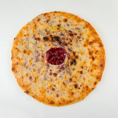 Осетинский пирог с вишней в Фермер Маркет по цене 1300 ₽