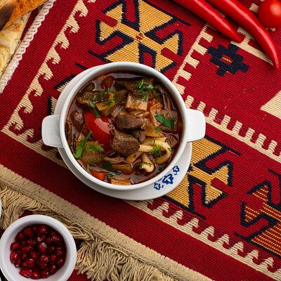 Лагман по-уйгурский в Анхор по цене 520 ₽