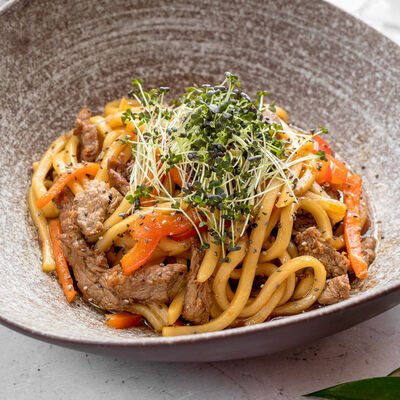 Удон с говяжьей вырезкой в Godji по цене 490 ₽