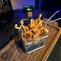 Хрустящий сыр Чечел в Insight