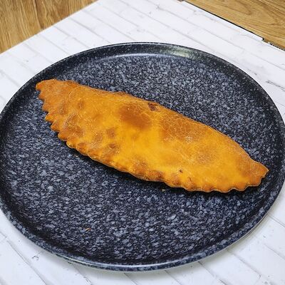 Чебурек Куриный (1 шт.) в ШАУРМАНИЯи НЕ ТОЛЬКО по цене 189 ₽